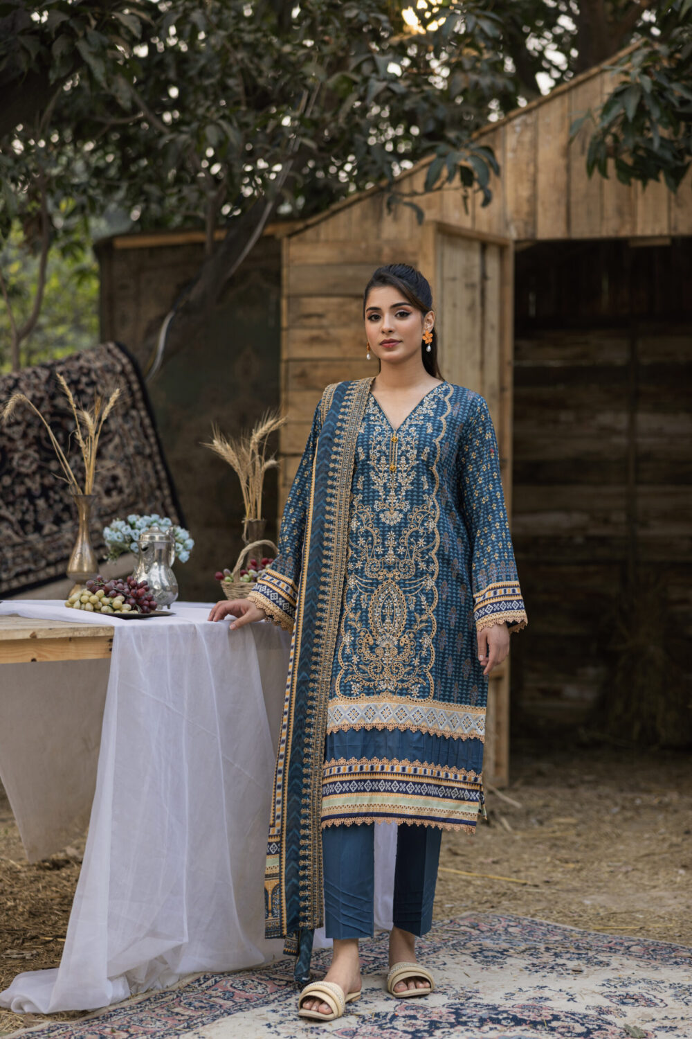 EMB Lawn 3PC Taana Baana D#5028