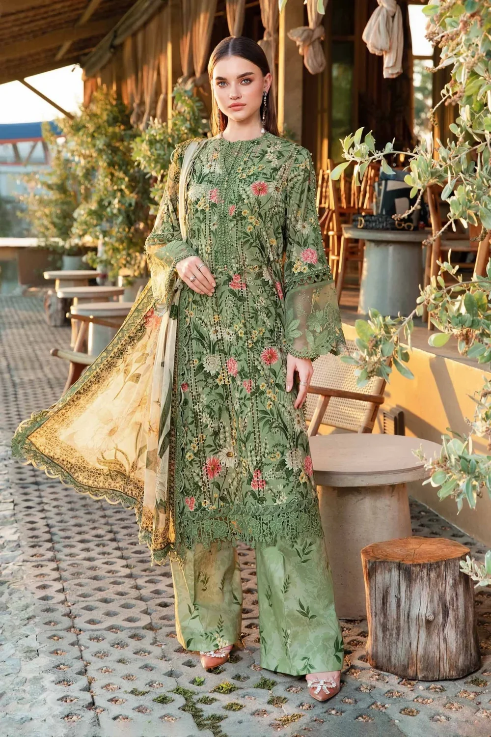 Maria B Unstitched Summer Suit – Printed Bana Dora Lawn with Chiffon Dupatta